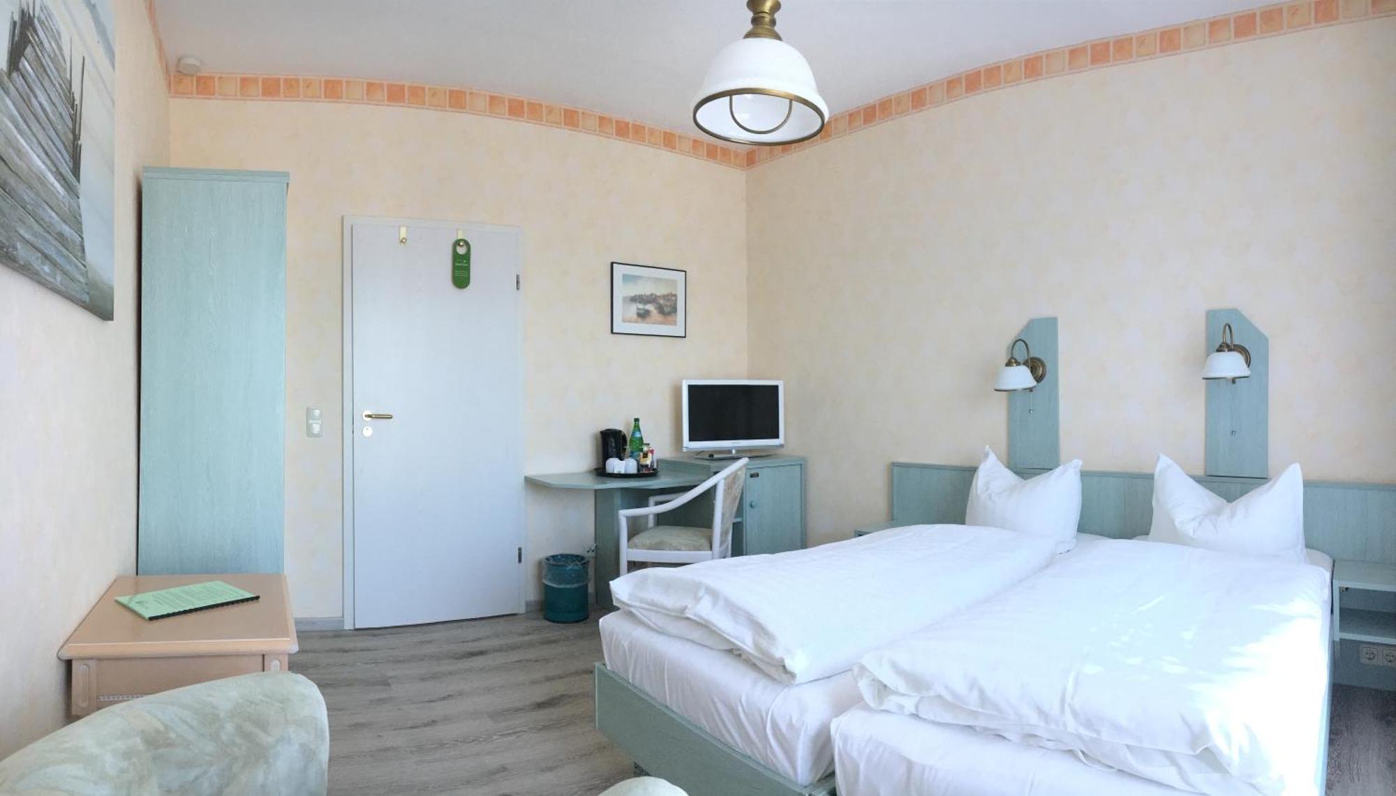 Kastanienhof Hotel Garni Zinnowitz Quarto foto