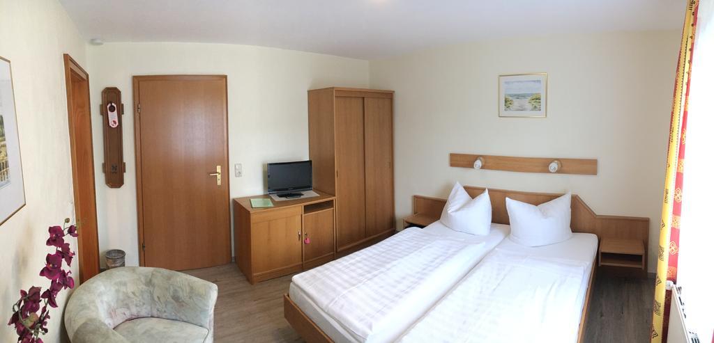 Kastanienhof Hotel Garni Zinnowitz Quarto foto