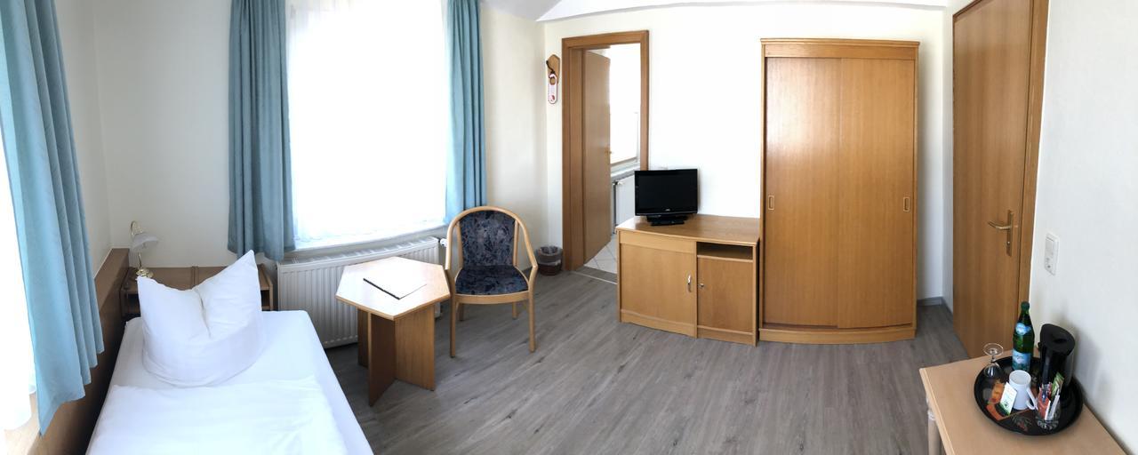 Kastanienhof Hotel Garni Zinnowitz Quarto foto